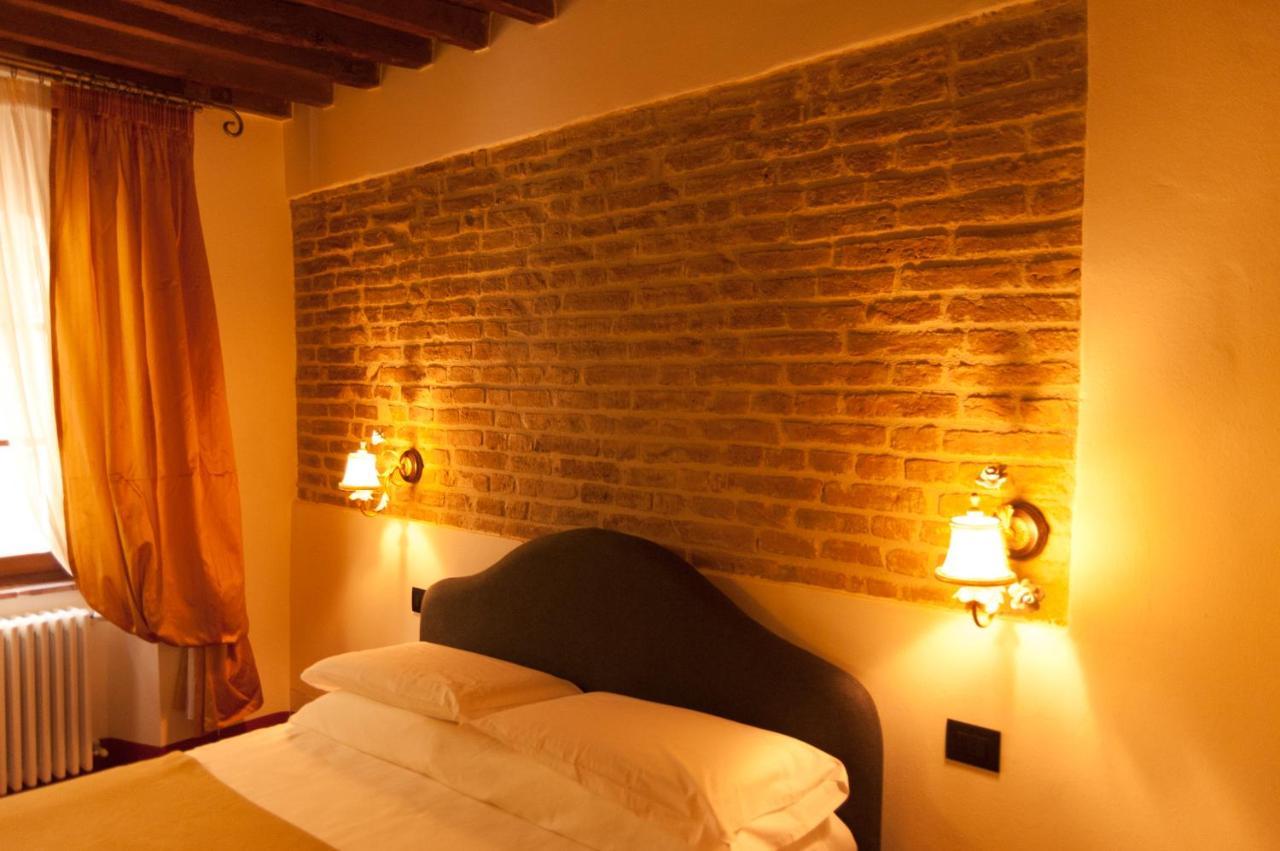 Palazzo Benucci Bed & Breakfast San Gimignano Exterior foto